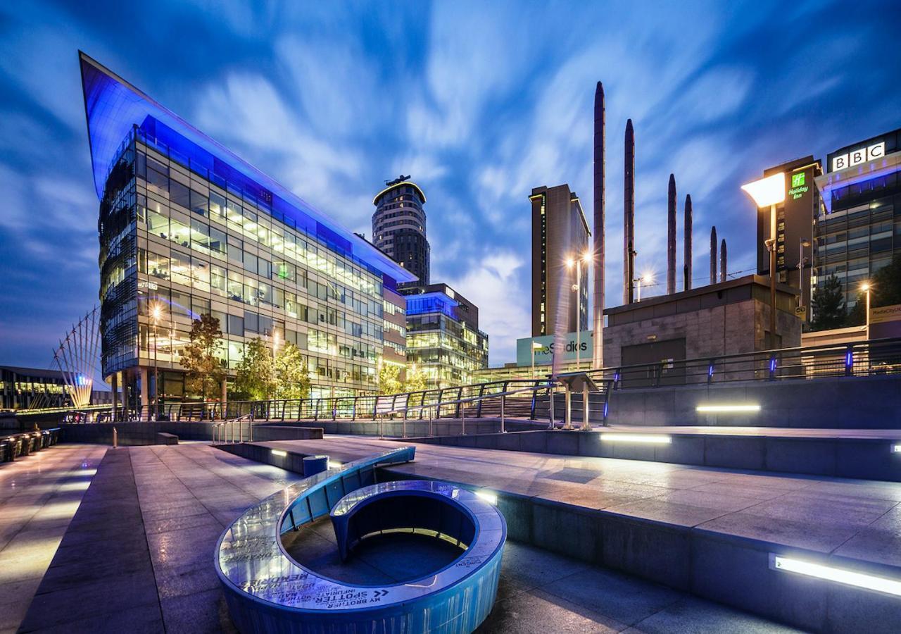Hallsphere - Stunning Apartment Salford Quays Manchester Exterior foto